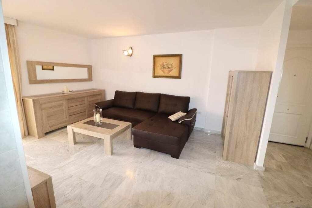 Dinastia B403 By Tenerife Rental & Sales Лос-Крістіанос Екстер'єр фото